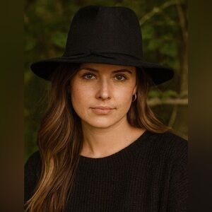 Women’s Black Felted Wool Fedora Hat